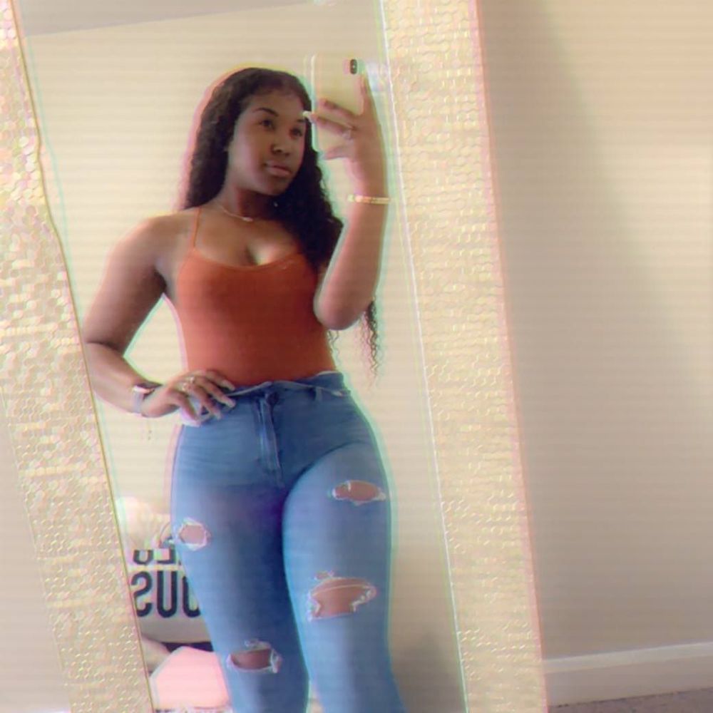 Meet your Posher, Ne'kylaa